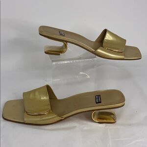 Stuart Weitzman 8.5 Gold Patent Leather Sandals